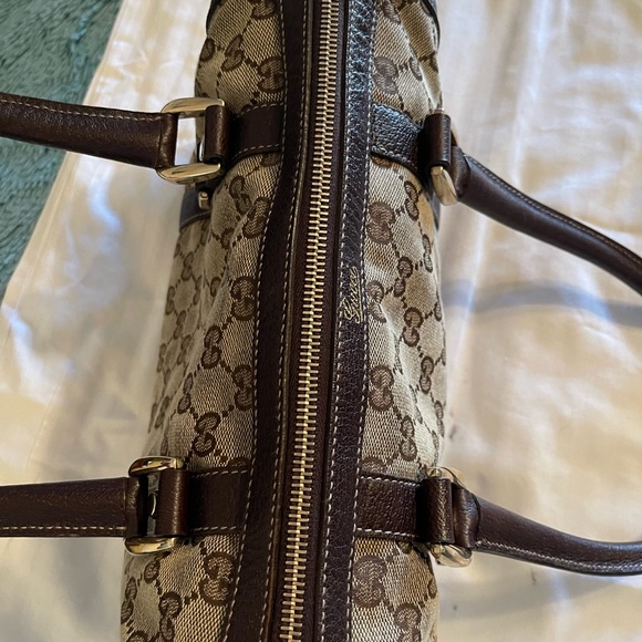 GUC Gucci Monogram Canvas Abbey Handbag - Picture 6 of 16